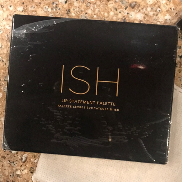 Ish lip palette in I’m Smoking Hot - Picture 3 of 5